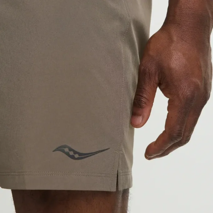 Men’s outpace 7″ short