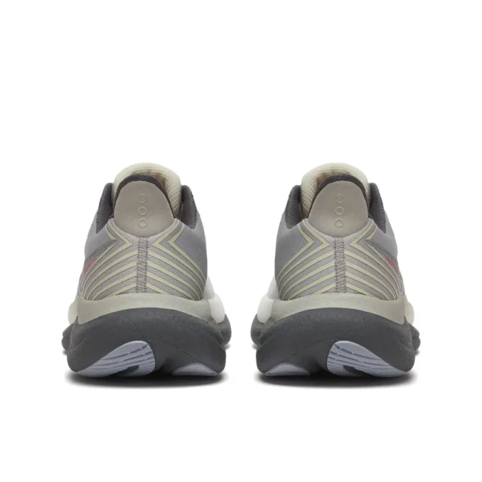 Men’s triumph 23 wide