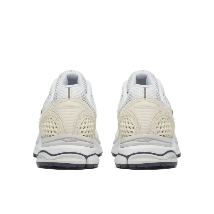 Nordstrom x saucony progrid triumph 4