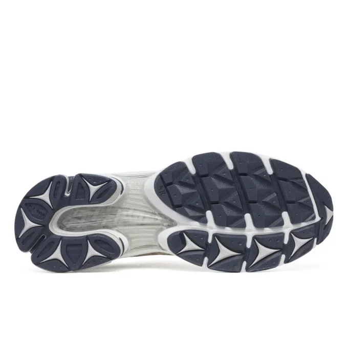 Nordstrom x saucony progrid triumph 4