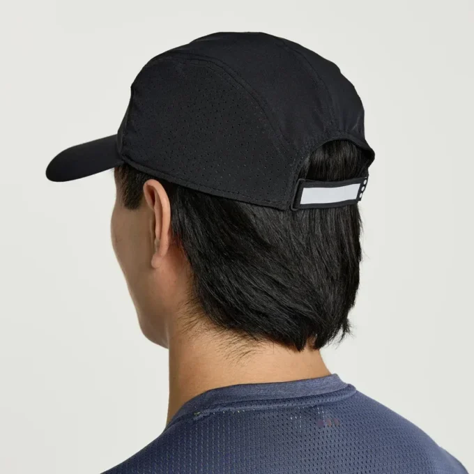 Outpace hat