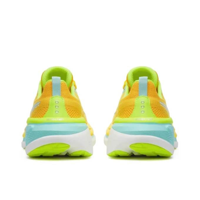 Women’s hurricane 25