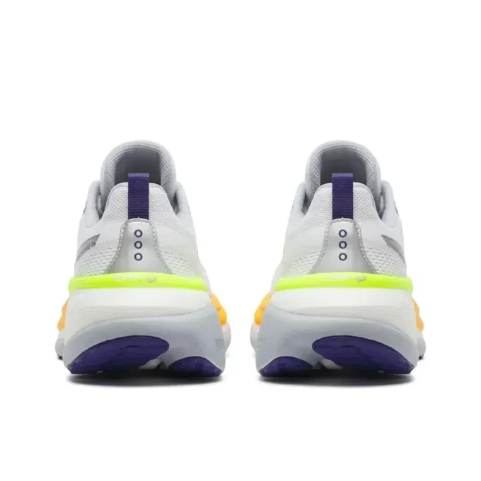 Women’s hurricane 25