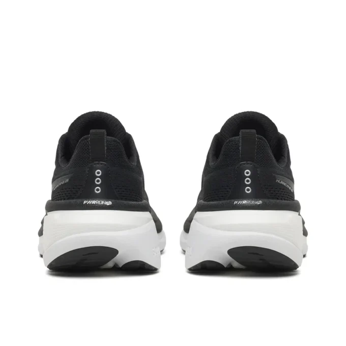 Women’s hurricane 25 wide