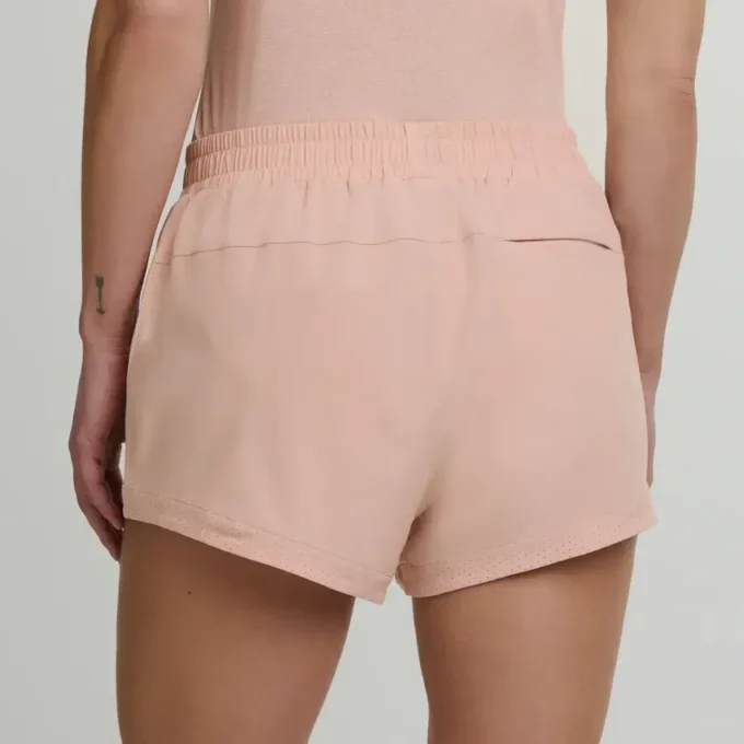 Women’s outpace 3″ short