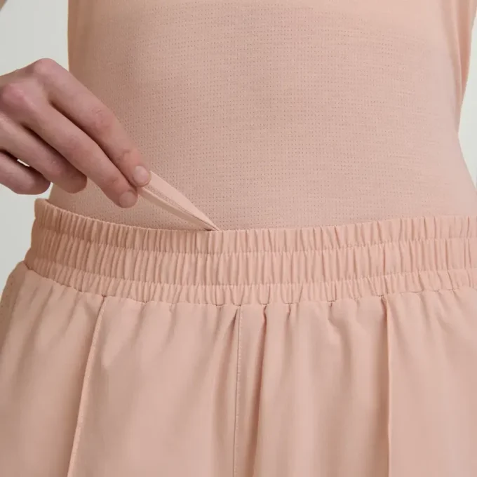 Women’s outpace 3″ short