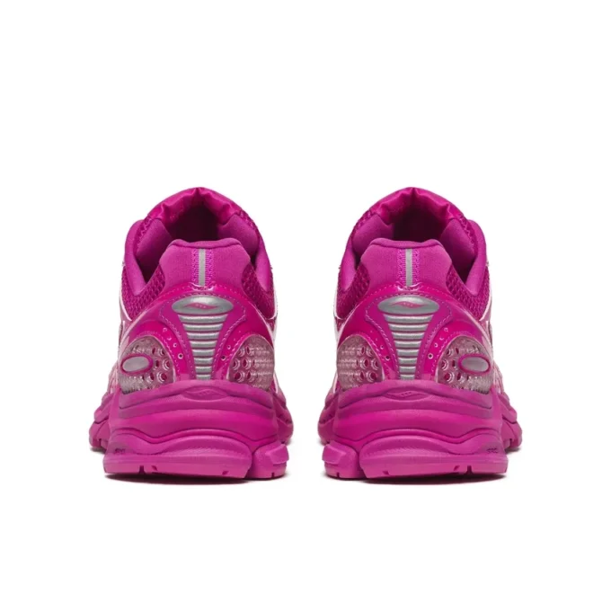 Women’s progrid triumph 4