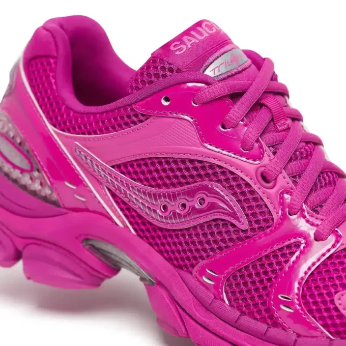 Women’s progrid triumph 4