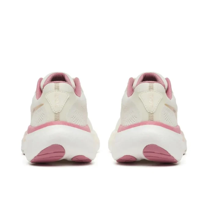 Women’s ride 19 wide