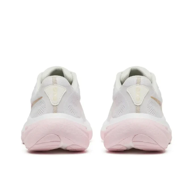 Women’s ride 19 wide