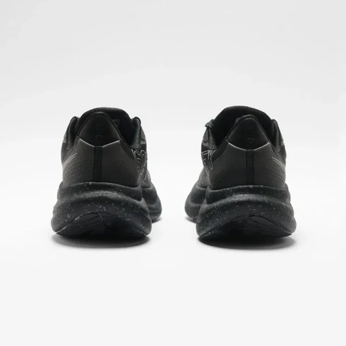 Women’s triumph 23 gtx